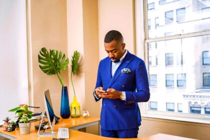 The Ultimate Guide to Starting and Growing a Profitable Business